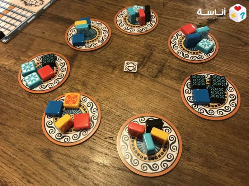 مراجعة لعبة Azul الشاملة: عبقرية التصميم وسحر الفسيفساء الأندلسية