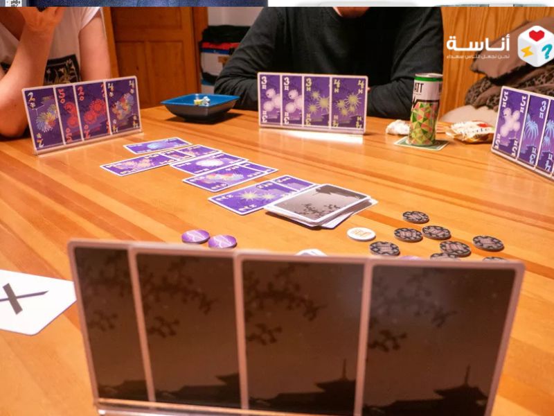 مراجعة لعبة Hanabi: زهور النار – عندما يكون الصمت والذاكرة هما فتيل النجاح