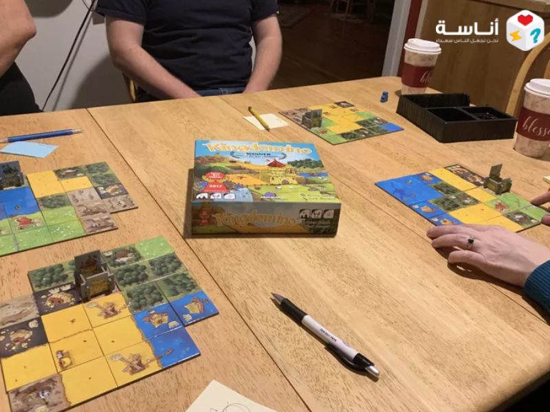 لعبة Kingdomino : عبقرية "الدومينو" في ثوب ملكي وبناء الممالك الاستراتيجي