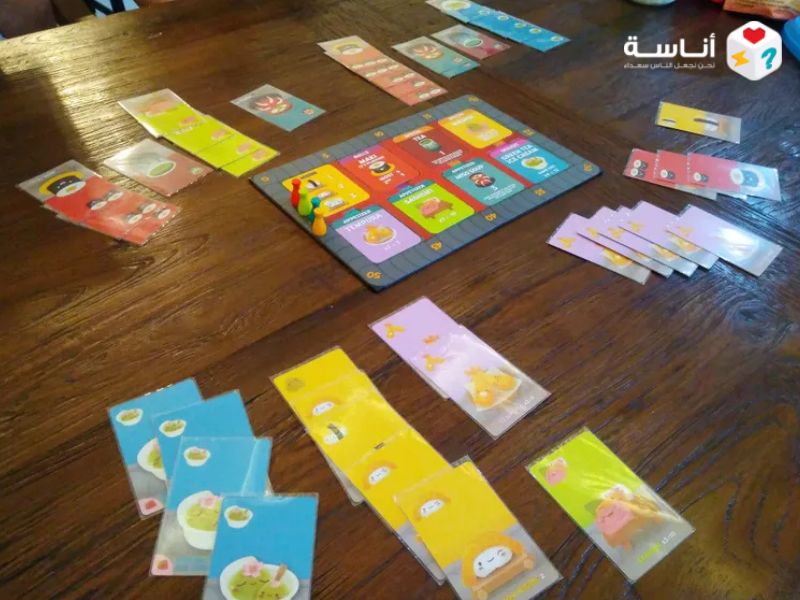 لعبة Sushi Go Party : وليمة التخطيط السريع والمنافسة اللذيذة على مائدة الحفلات