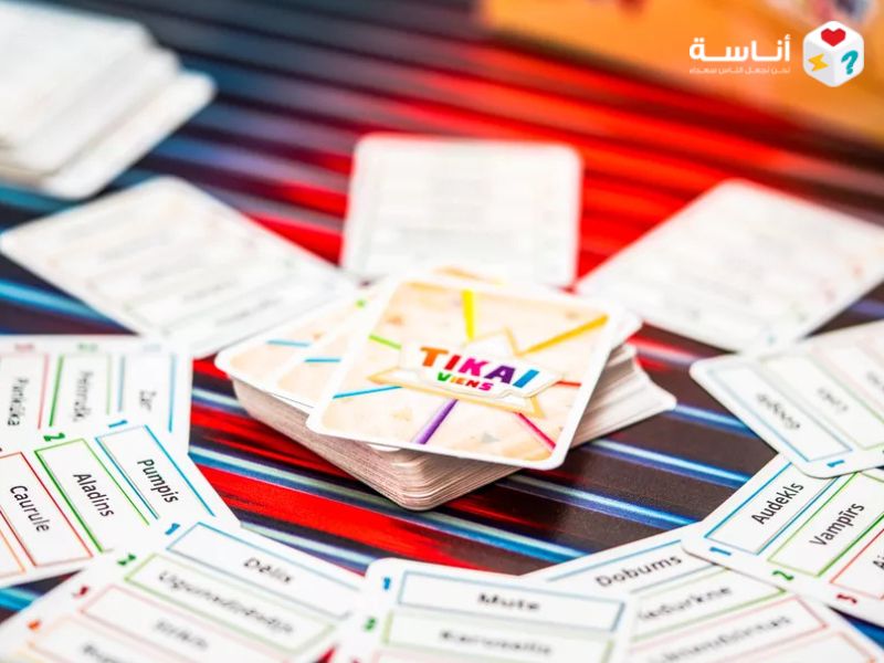 الدليل الأسطوري للعبة Just One : عبقرية التوافق وبلاغة الكلمة الواحدة